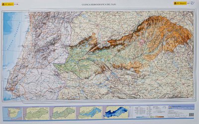 Mapa en relieve de la Cuenca Hidrográfica del Tajo (Solo disponible en tienda)
