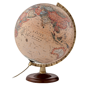 Globo terráqueo antiguo con peana de madera Globo terráqueo antiguo con peana de madera