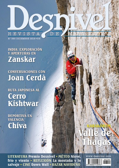 Especial Escalar en familia en la revista Desnivel nº 423 